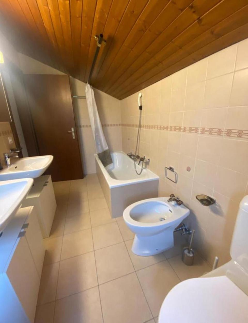 Bellavista Cureglia Bed & Breakfast Bagian luar foto